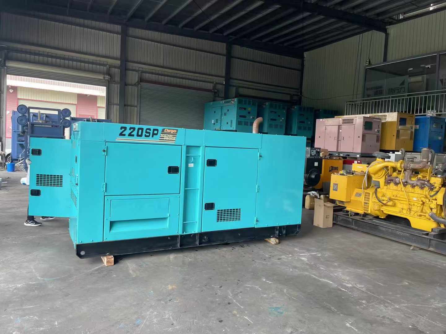 江阴800kW 柴油发电机的输出电流波动范围是多少？