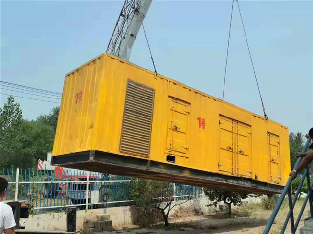 江阴300KW柴油发电机组油耗是多少？